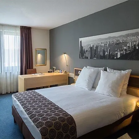 Hotel A&o 3*