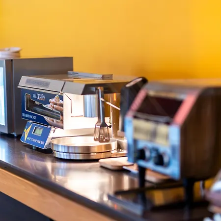 A&o 3* Ρότερνταμ