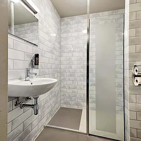 Hotel A&o 3*